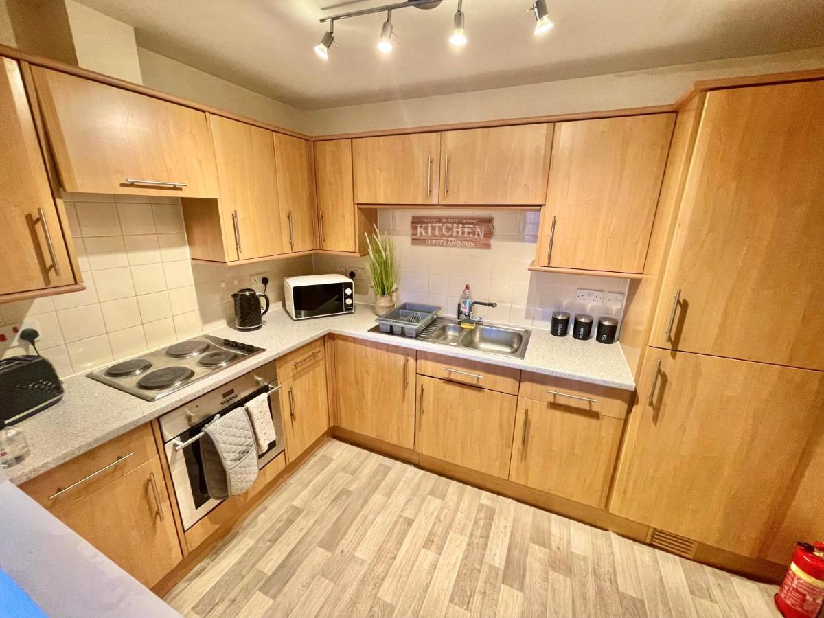 A Stylish Retreat - Super King Bed - Heart Of Town Centre - 5 Mins Stroll To Beach Bournemouth Exterior foto